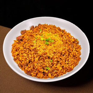 Garlic Beef Fried Rice in Golden Soup 蒜香牛粒炒饭