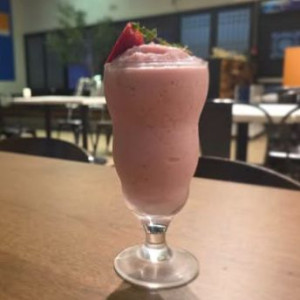 Strawberry Yogurt Smoothie