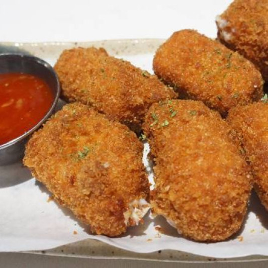 Mozzarella Cheese Sticks (7 pcs)