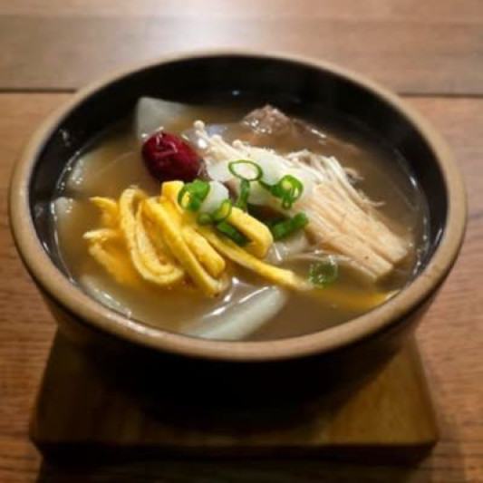 Galbitang (Korean Beef Short Rib Soup)