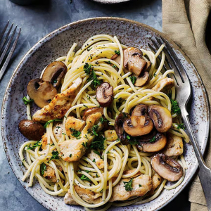 Chicken and Mushroom Spaghetti with Olive Oil