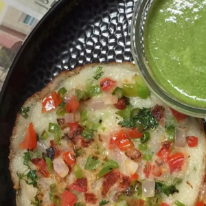 Tomato & Peas Uthappam