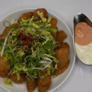 Fried Boneless Chicken with Scallions / 파닭