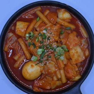 Spicy Rice Cake / 떡볶이