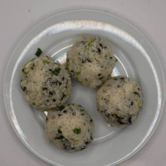 Seasoned Rice Balls / 주먹밥