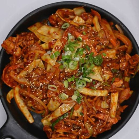 Spicy Stir-Fried Pork Belly / 제육