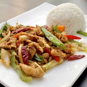 B5. Vermicelli with Lemongrass Chicken