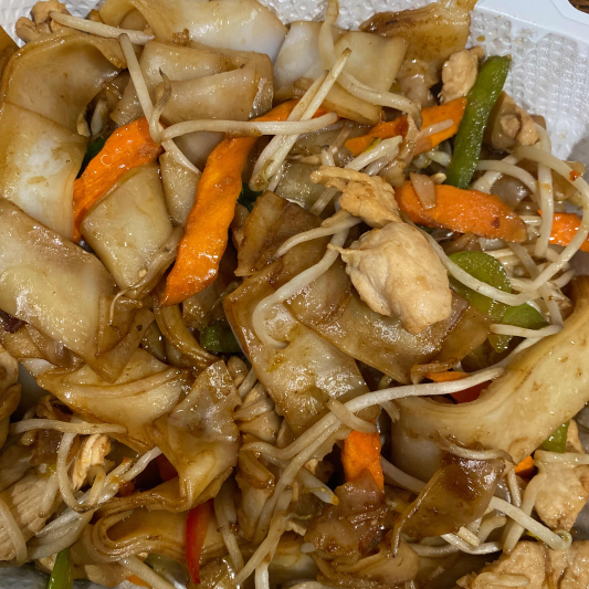 Chicken Chow Fun