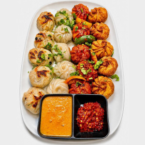 Mo Mo Platter Family