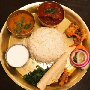 Marpha (Thakali) Set &ldquo;A Himalayan Feast&rdquo;