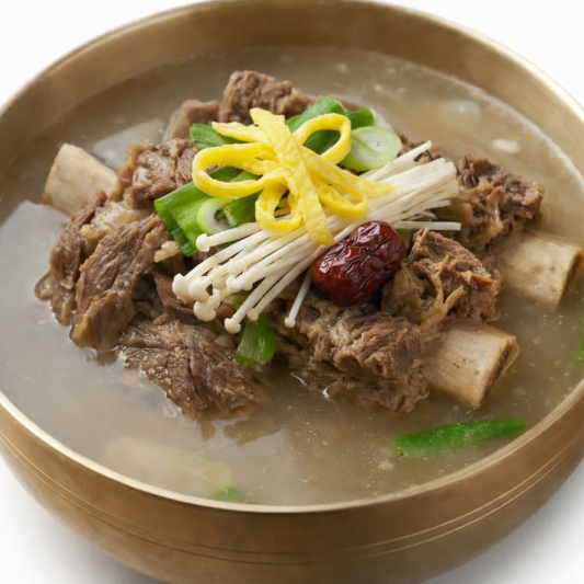 Galbitang (Short Rib Soup) / 牛肋骨韩式清汤