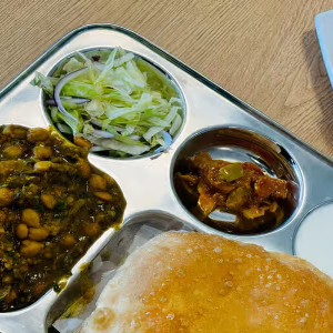 Chana Bhatura