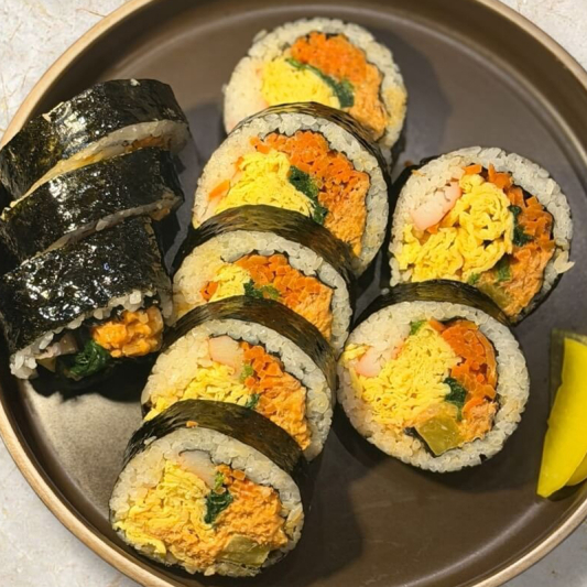 Spicy Mayo Tuna Kimbab | 매운 참치마요 김밥