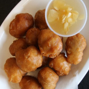 Honey Garlic Chicken Ball 蜜汁蒜子鸡波