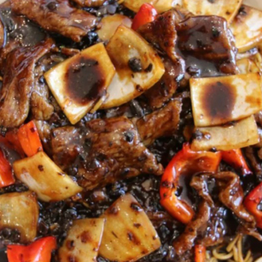 Beef & Black Bean Sauce Chow Mein 豉汁牛肉炒面