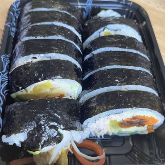 24. Avocado and Tuna Kimbab