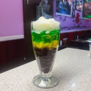 94. 3 Kinds of Beans with Coconut Milk & Ice / Ch&egrave; Ba M&agrave;u / 三色冰