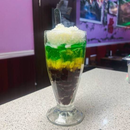 94. 3 Kinds of Beans with Coconut Milk & Ice / Ch&egrave; Ba M&agrave;u / 三色冰
