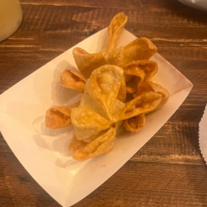 Crab Rangoon (4 pcs)