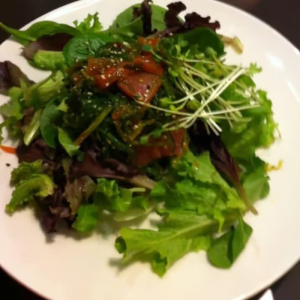 Hawaiian Tuna Poke Salad