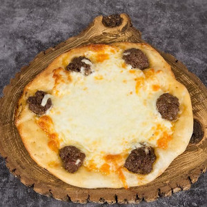 Cheese Sujuk Man&rsquo;ousha (1 pc)