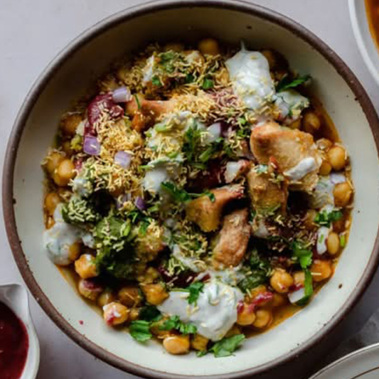 Samosa Chaat (2 pcs)