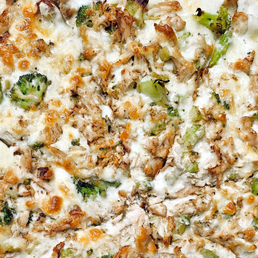 Chicken Alfredo Pizza