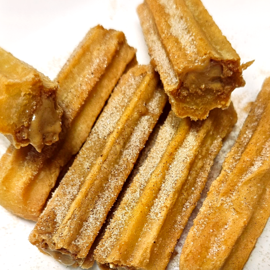 Churro, Caramel Filled (6 pcs)