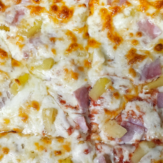 Hawaiian Pizza