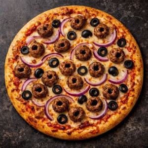 Loaded Smoky Chicken Skewers Pizza