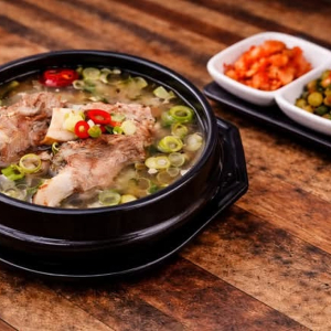 Galbitang Soup / 갈비탕