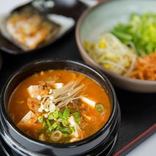 Soybean Paste Stew / Cheong-Guk Jang / 청국장 정식