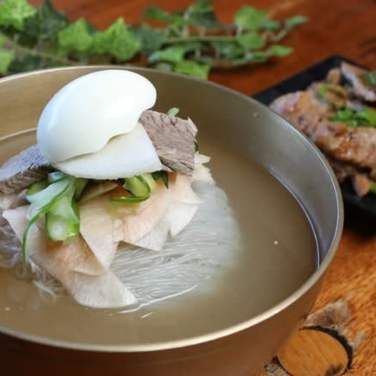 Mul Naengmyun / Cold Noodles / 물냉면
