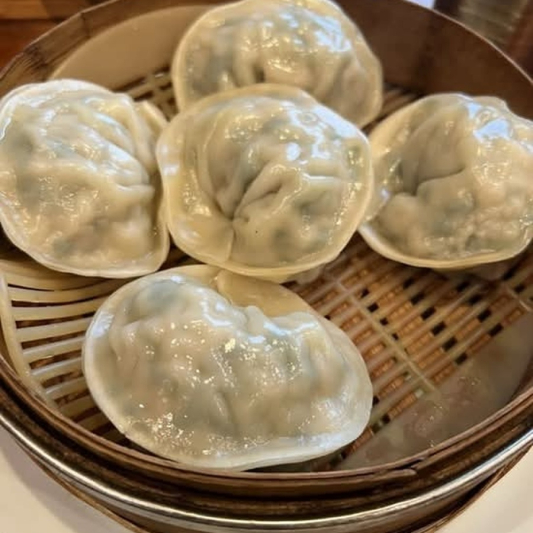 Jumbo Steamed Handmade Dumplings / 왕찐만두