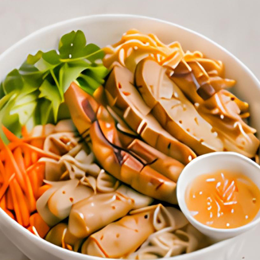 Chicken with Dry Vermicelli Salad Bowl 