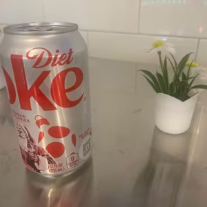 Diet Coke (12 oz)