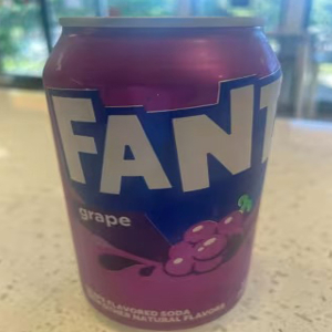 Fanta Grape (12 oz)