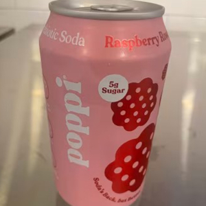 Poppi Soda ( Raspberry Rose) (12 oz)