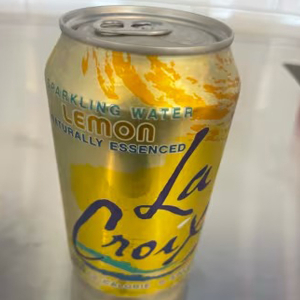 La Croix Sparkling Water (Lemon) (12 oz)