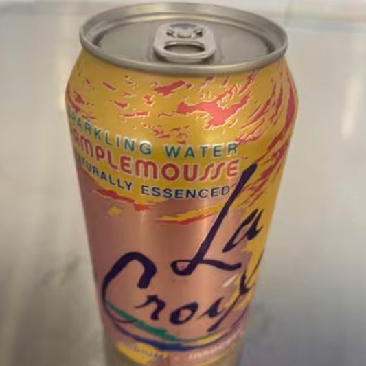 La Croix Sparkling Water (Pample Mousse) (12 oz)