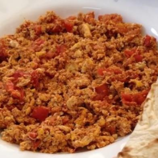 Eggs with Tomato