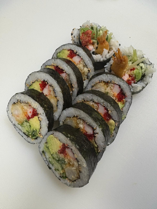 Dynamite Roll (10 pcs)