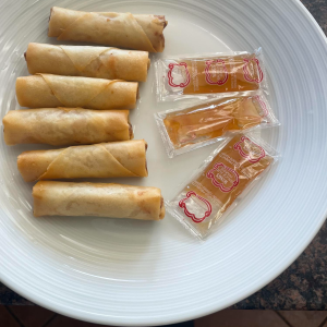 2. Vietnamese Spring Rolls (6 pcs)