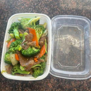 27. Beef & Broccoli
