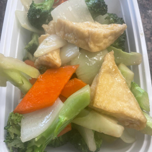 64. Tofu & Broccoli
