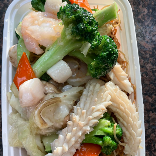 25. Seafood Chow Mein