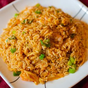 Kimchi Fried Rice with Shrimp 泡菜虾炒饭