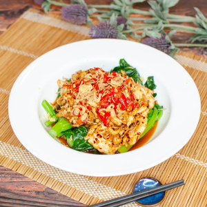 Chicken with Chopped Pepper Sauce 剁椒鸡