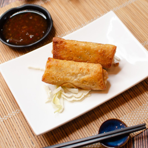 Egg Rolls (2 pcs) 炸肉卷 (2)