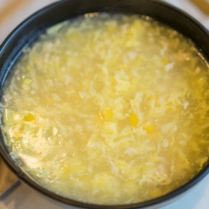 Chicken & Sweet Corn in Cream Soup 粟米鸡茸汤